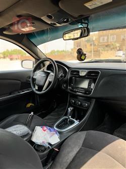 كرايسلر 200